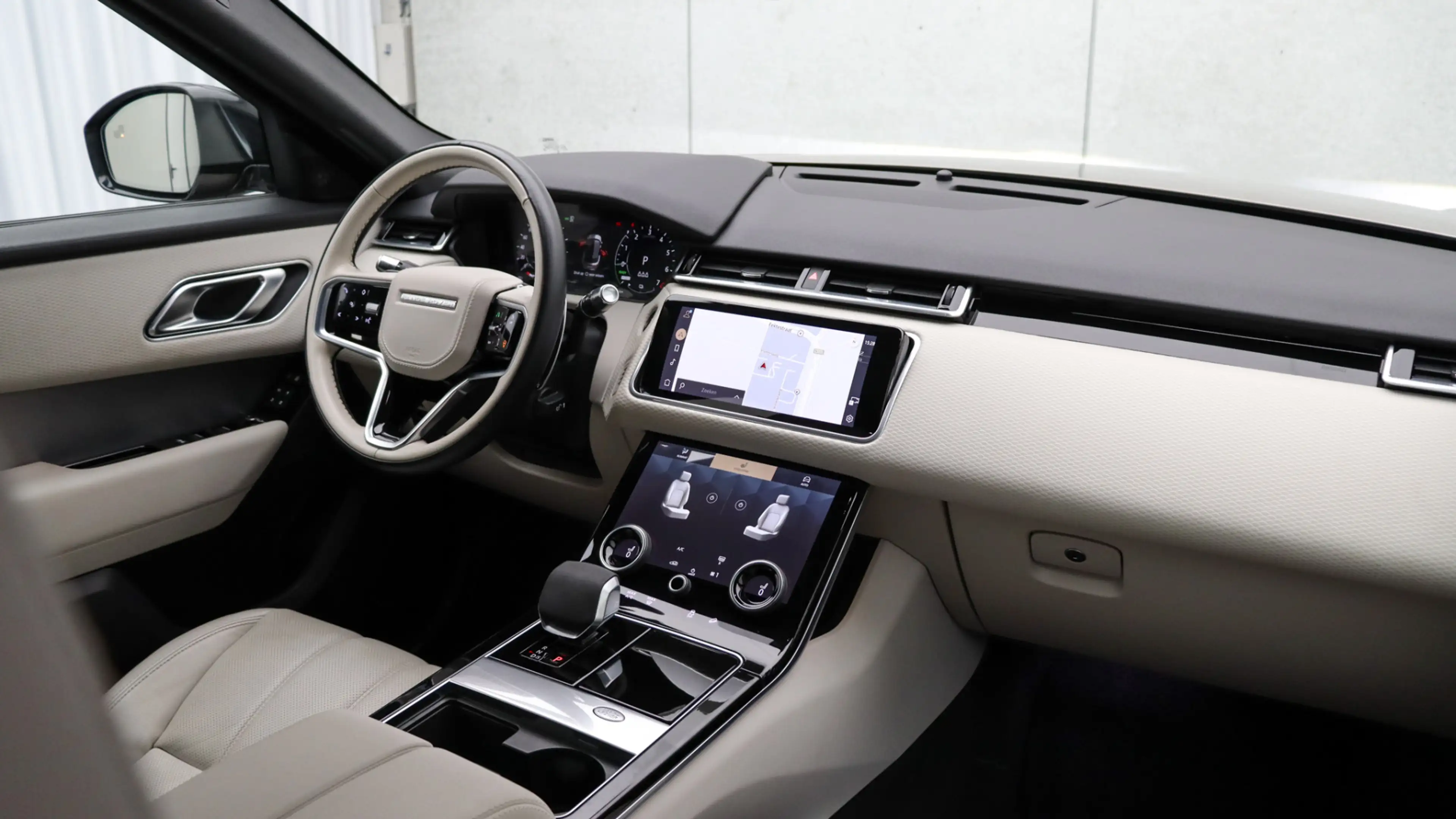 Land Rover Range Rover Velar 2.0 P400e R-Dynamic SE | Stoelventilatie | Meridia — photo 20