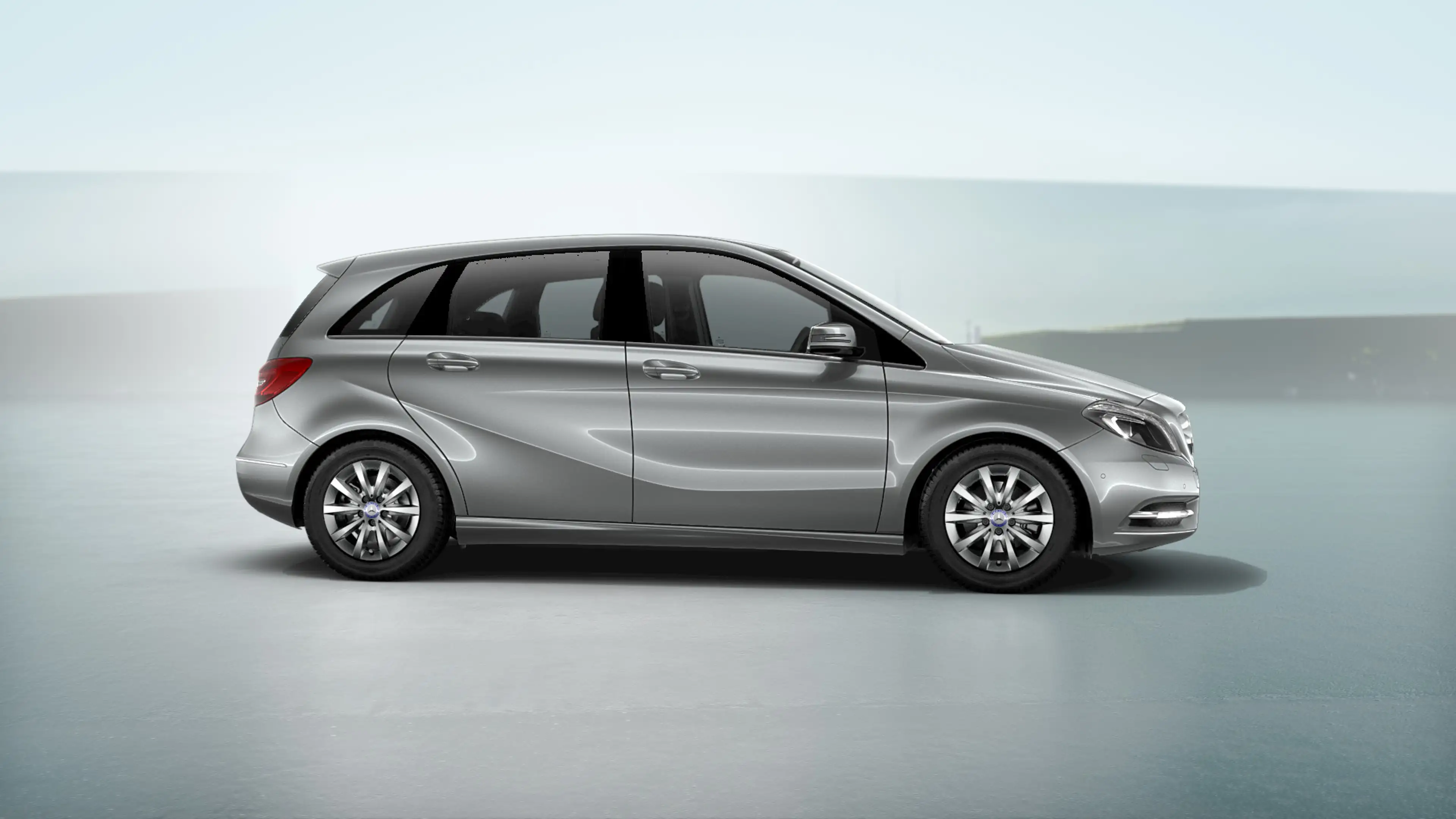 Mercedes-Benz B 220 CDI+1.HAND+LEDER+BI-XENON+R-KAME+DISTRONIC — photo 10