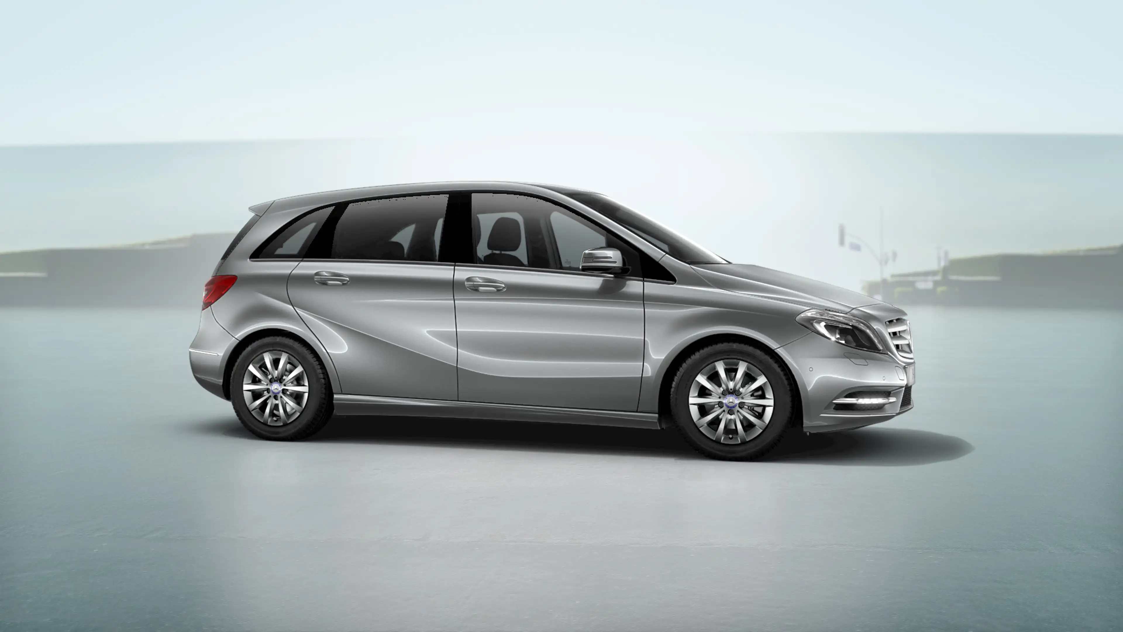 Mercedes-Benz B 220 CDI+1.HAND+LEDER+BI-XENON+R-KAME+DISTRONIC — photo 9