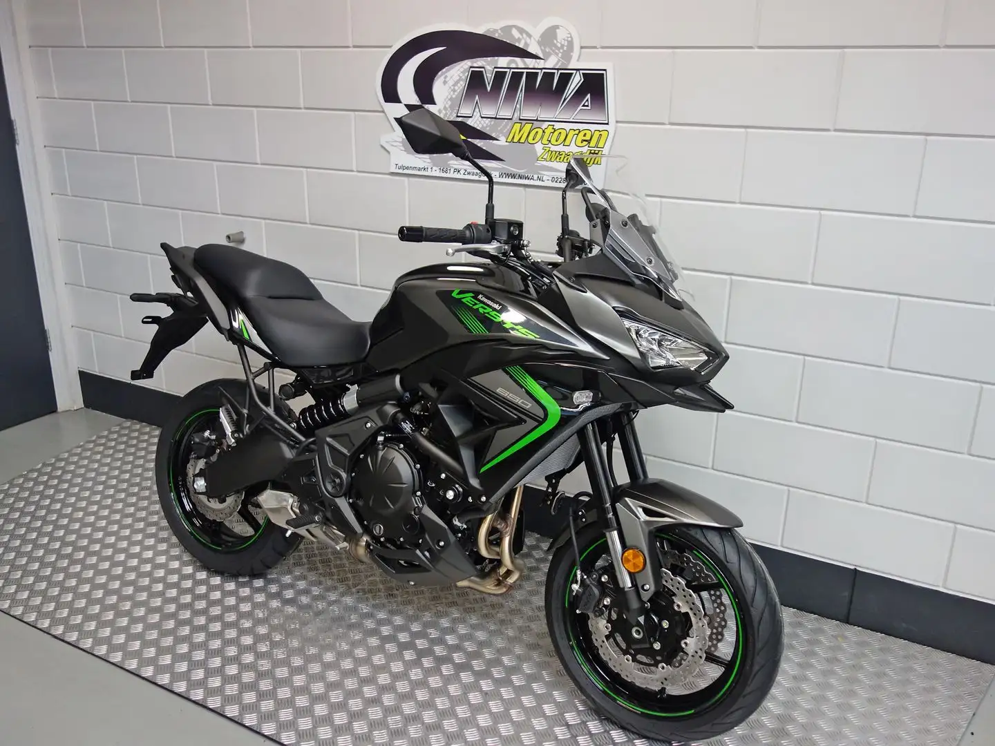 Kawasaki Versys 650 Vert - 2