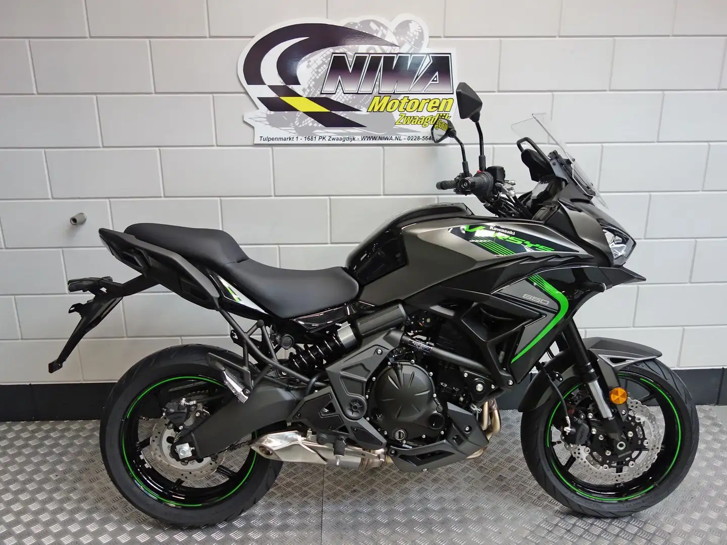 Kawasaki Versys 650 Vert - 1