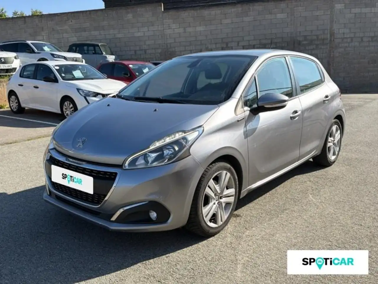 Peugeot 208 1.2 PureTech 82ch E6.c Signature 5p