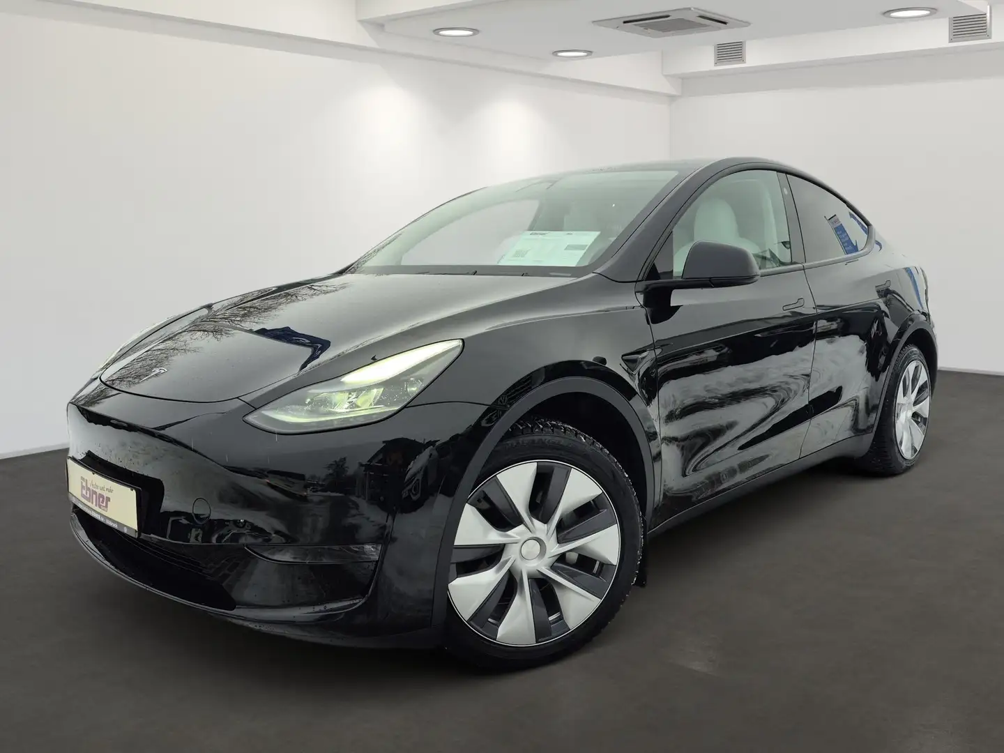 Tesla Model Y Long Range DUAL AWD PREMIUM INTERIEUR PANO+ACC+360 Schwarz - 2