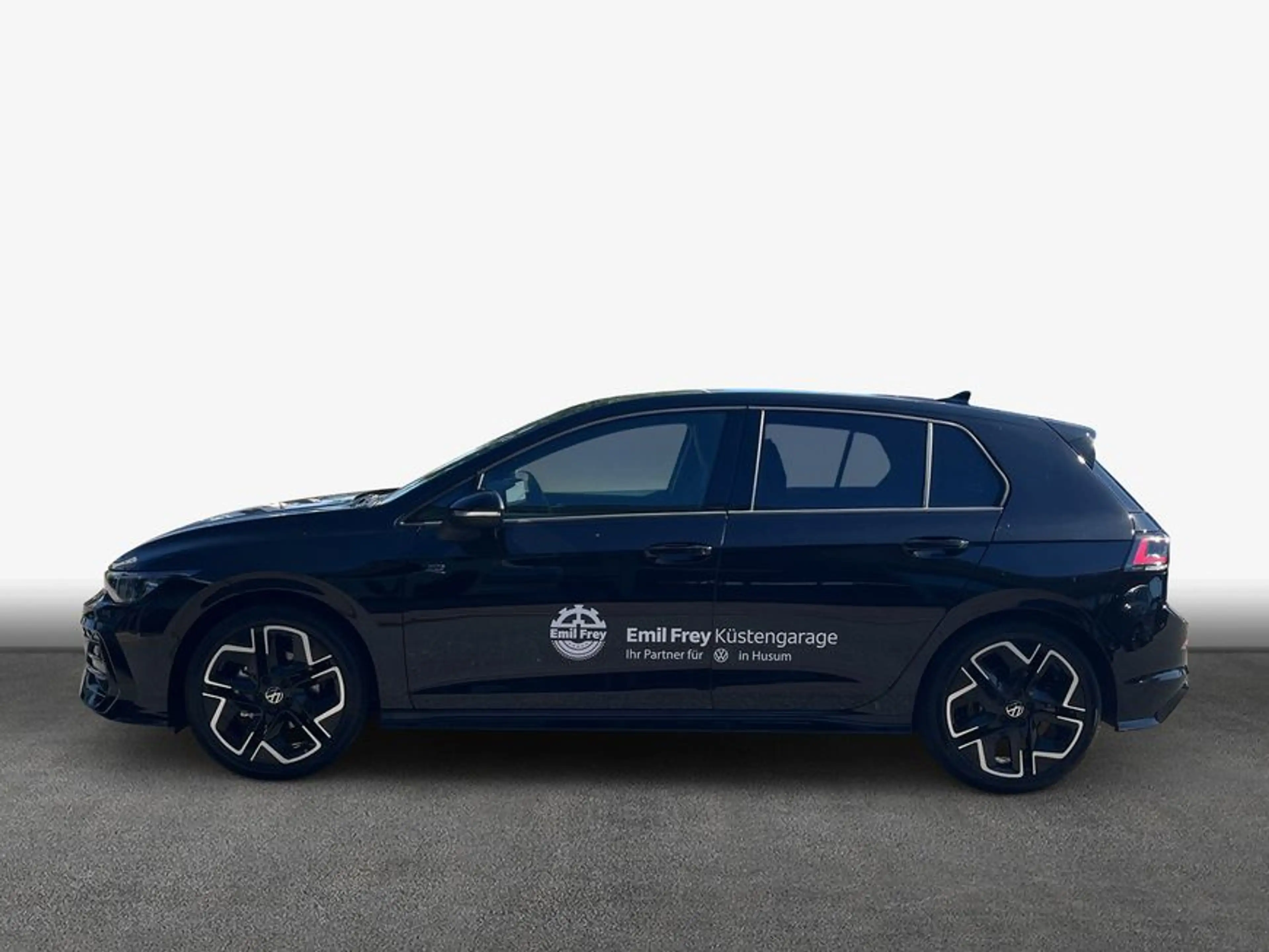 Volkswagen Golf R R-Line 1,5 l eTSI DSG, — photo 4