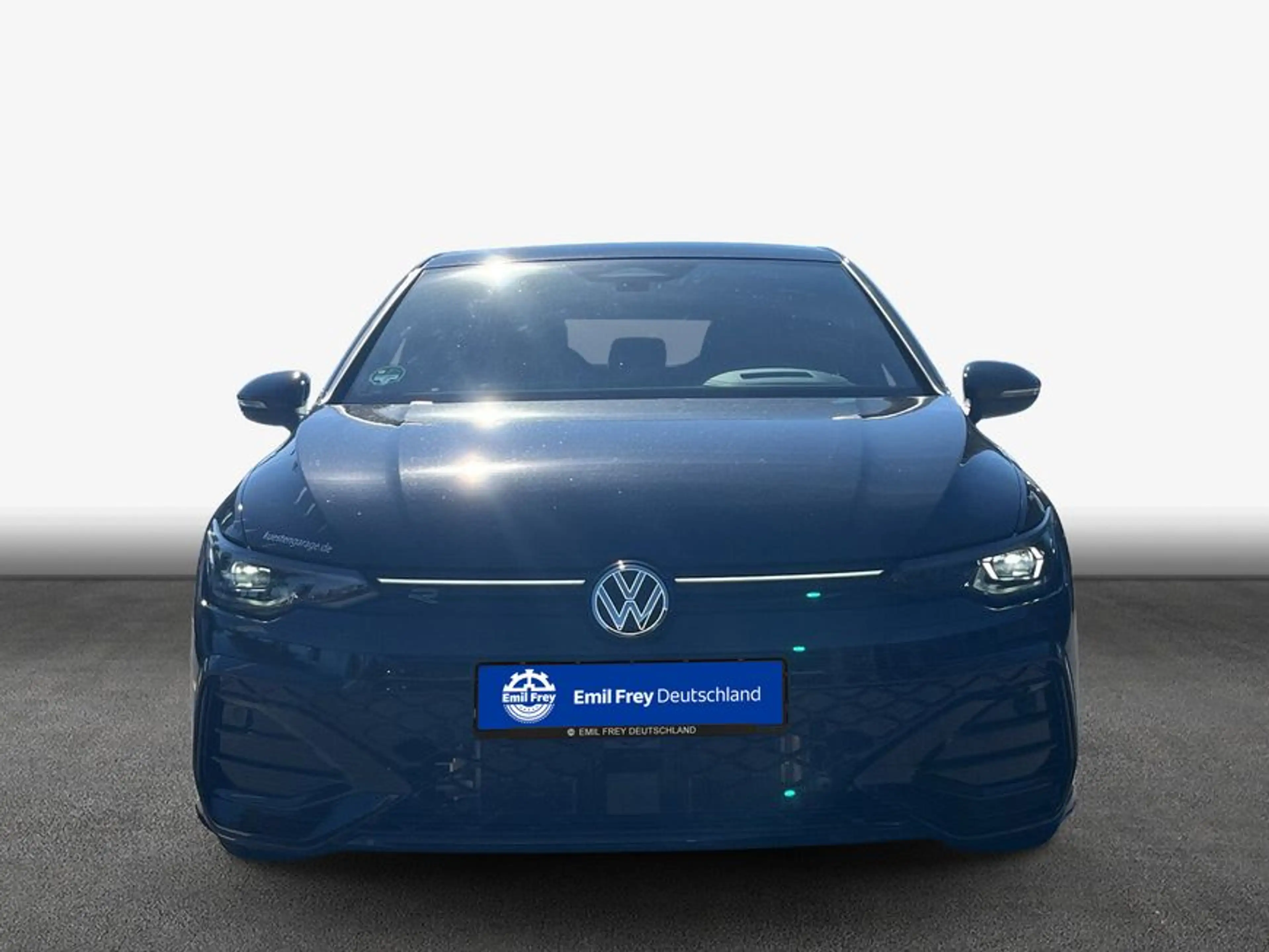 Volkswagen Golf R R-Line 1,5 l eTSI DSG, — photo 3