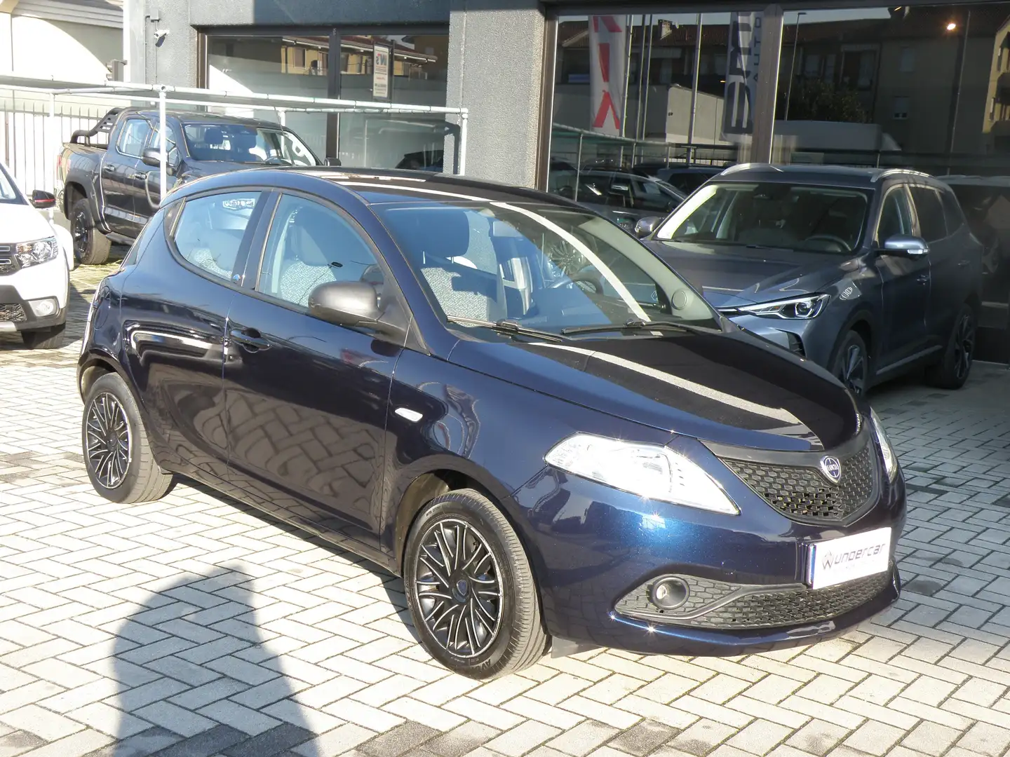 Lancia Ypsilon Ypsilon III 2015 1.2 Elefantino Blu GPL Blau - 2
