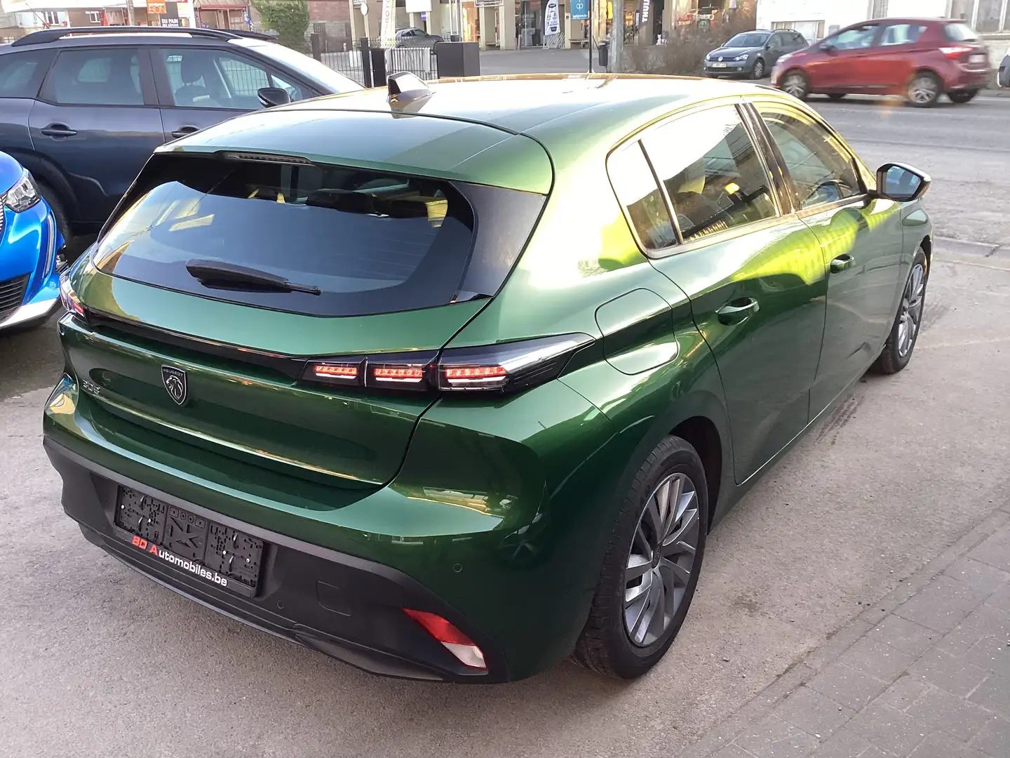 Peugeot 308 1.2 turbo 110 Business superbe 🤩🤩🤩 Vert - 2