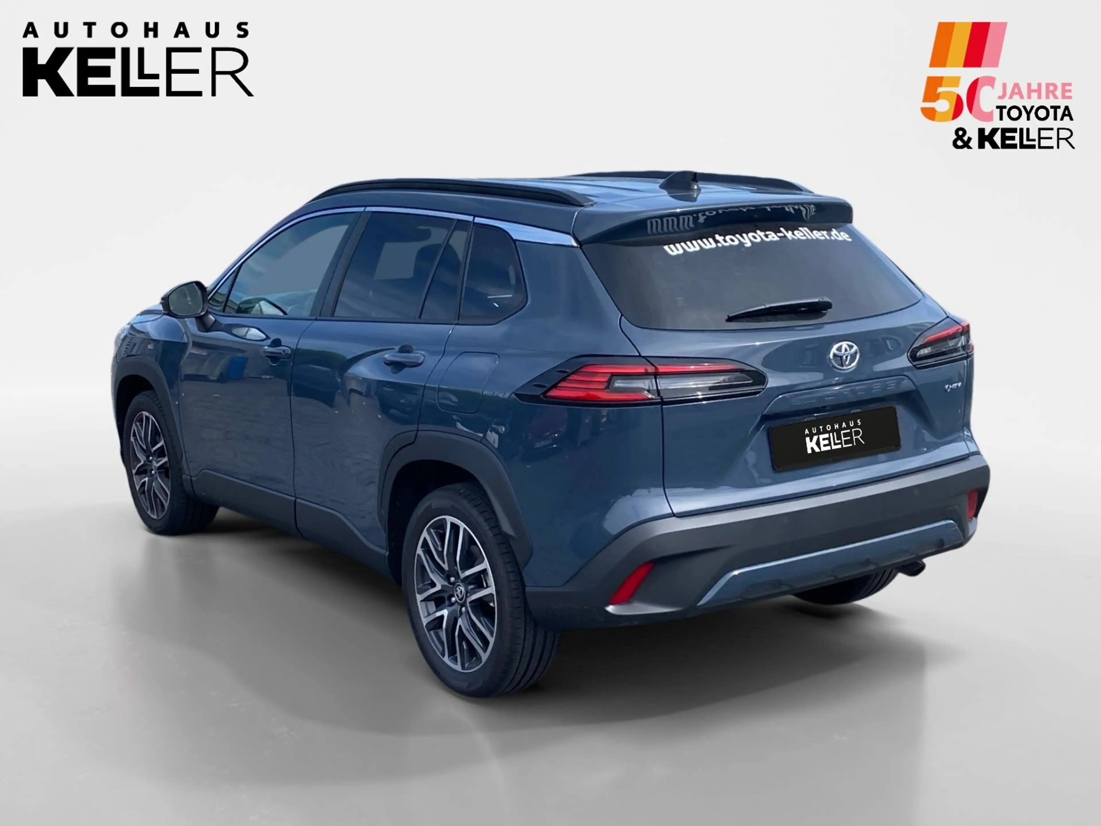 Toyota Corolla Cross SUV Teamplayer 2.0 l Hybrid Automa — photo 3