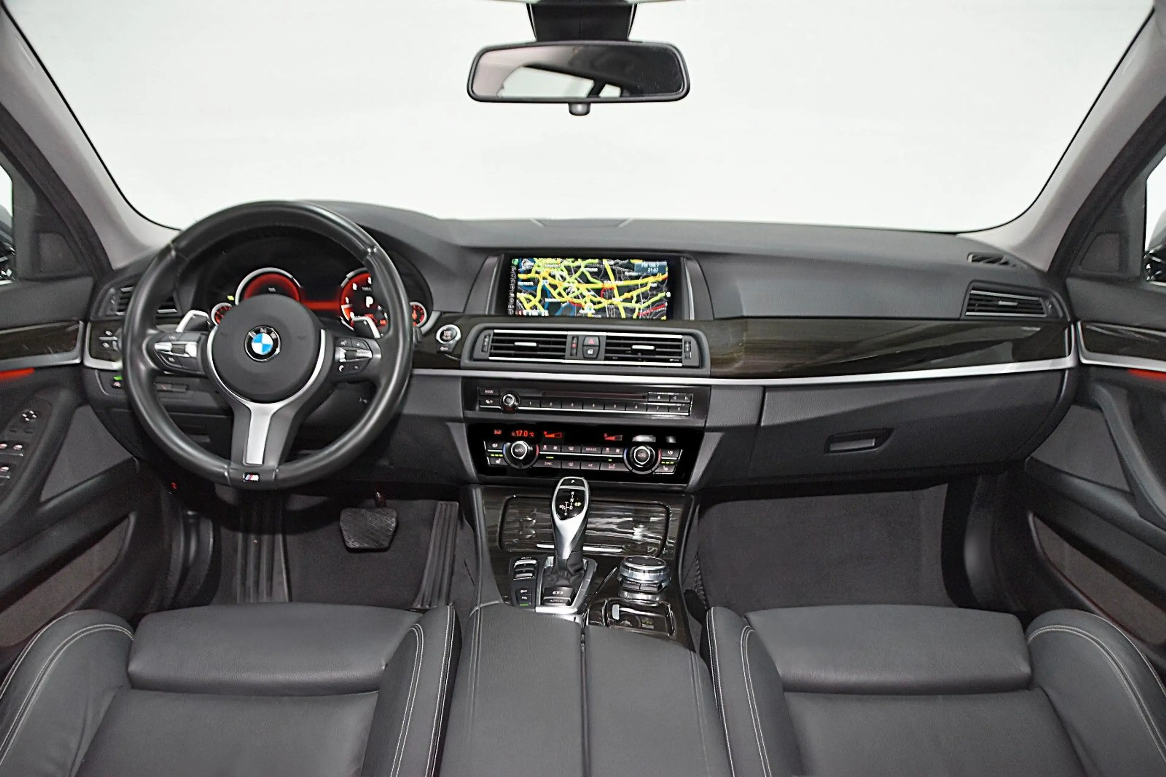 BMW 530 D XDRIVE TOURING LUXURY-LINE *AUS 2 HAND* — photo 7