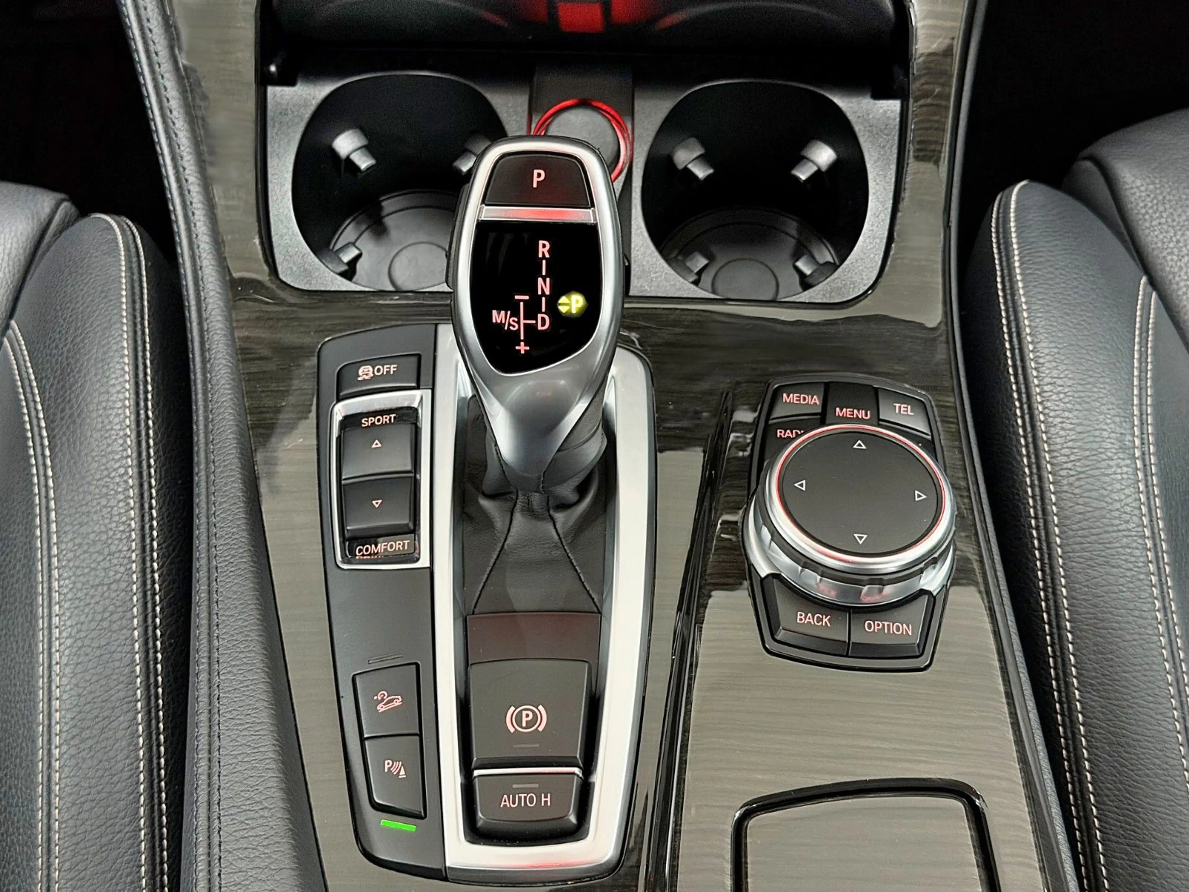 BMW 530 D XDRIVE TOURING LUXURY-LINE *AUS 2 HAND* — photo 15