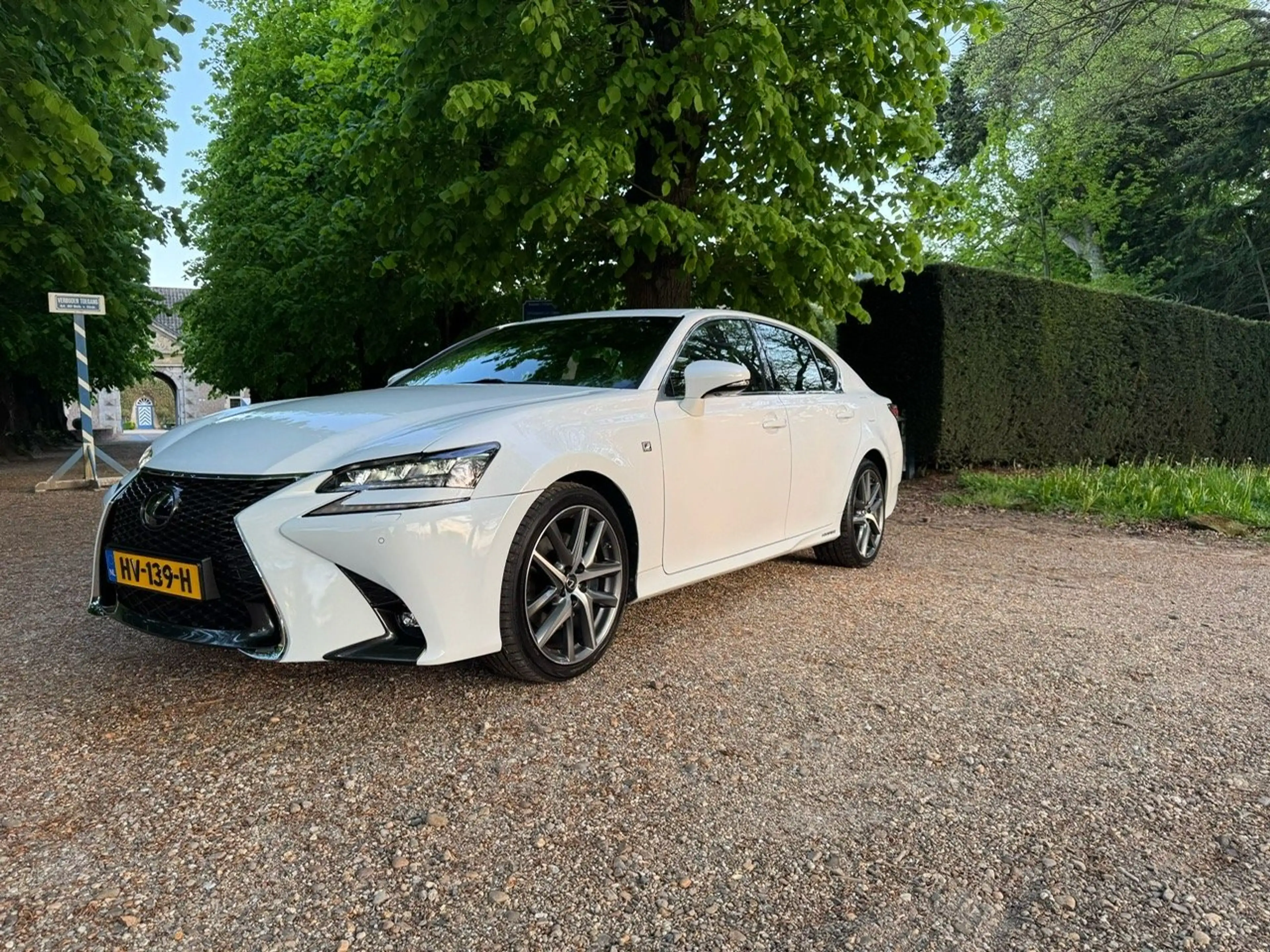 Lexus GS 300 300h F Sport Line — photo 9