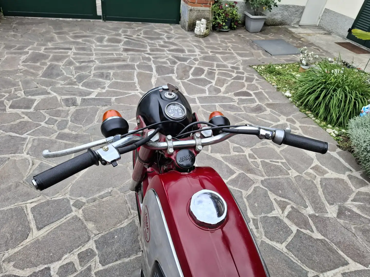 Jawa 634 Red - 2
