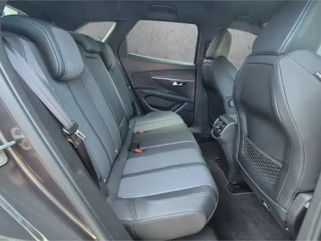 Peugeot 3008 view 14