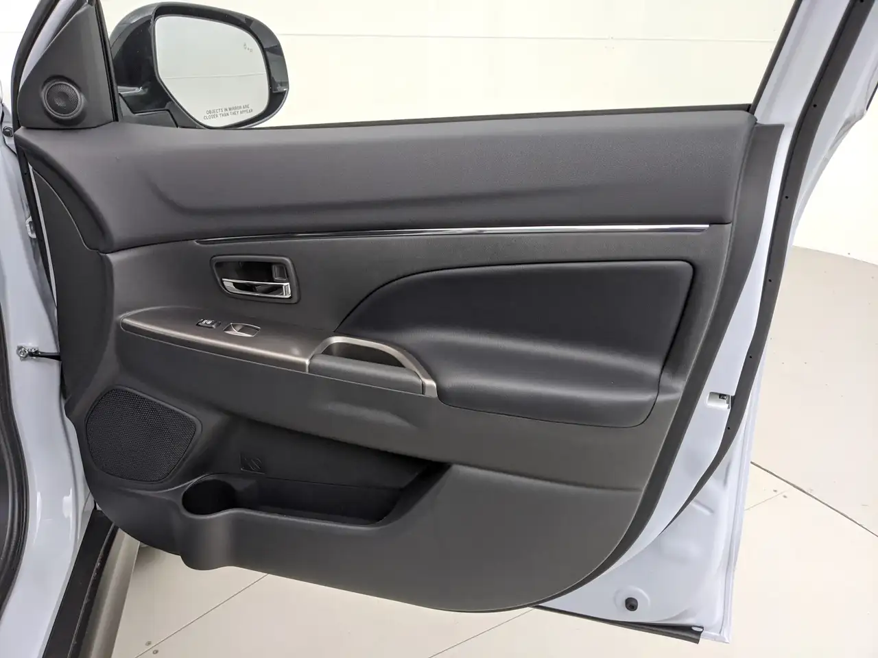 Mitsubishi RVR снимка Mitsubishi RVR