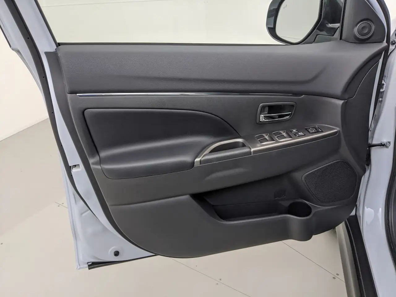 Mitsubishi RVR снимка Mitsubishi RVR