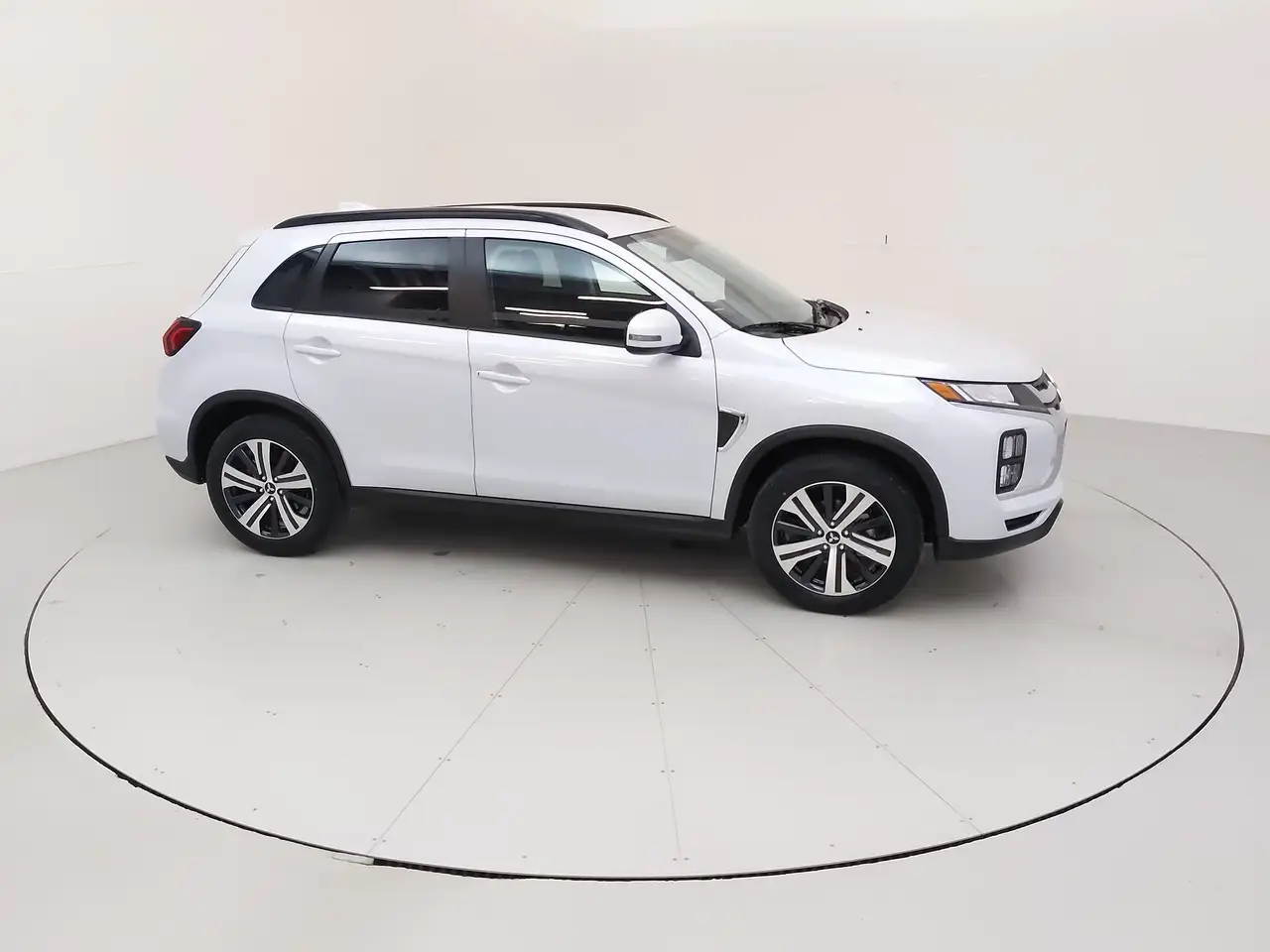 Mitsubishi RVR снимка Mitsubishi RVR
