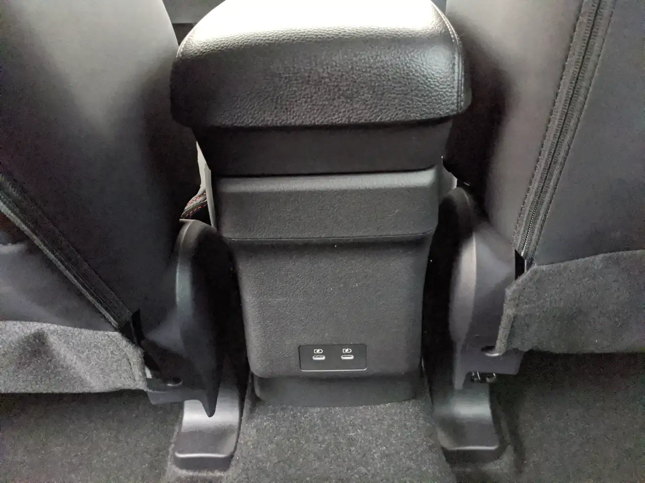 Mitsubishi RVR снимка Mitsubishi RVR