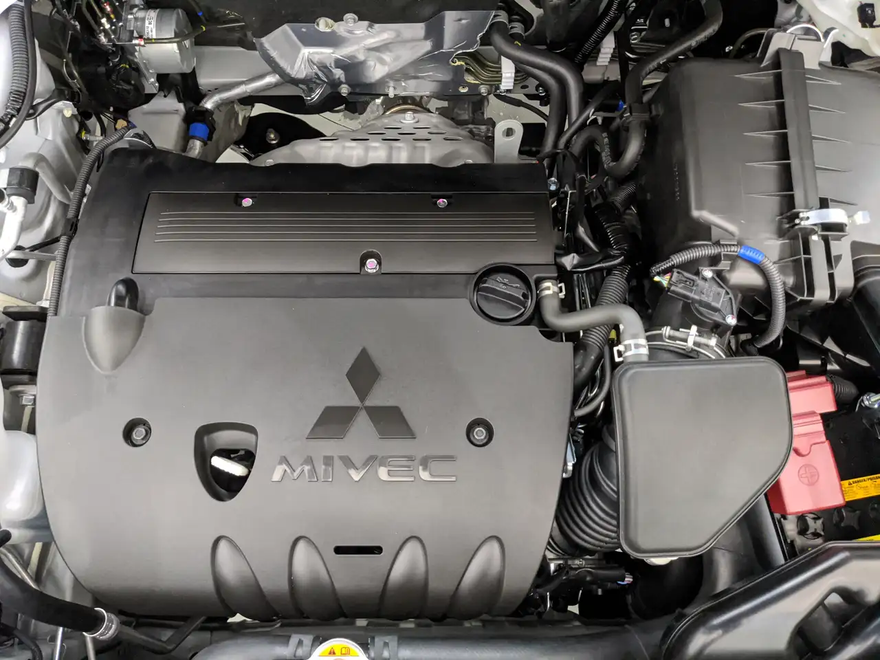 Mitsubishi RVR снимка Mitsubishi RVR