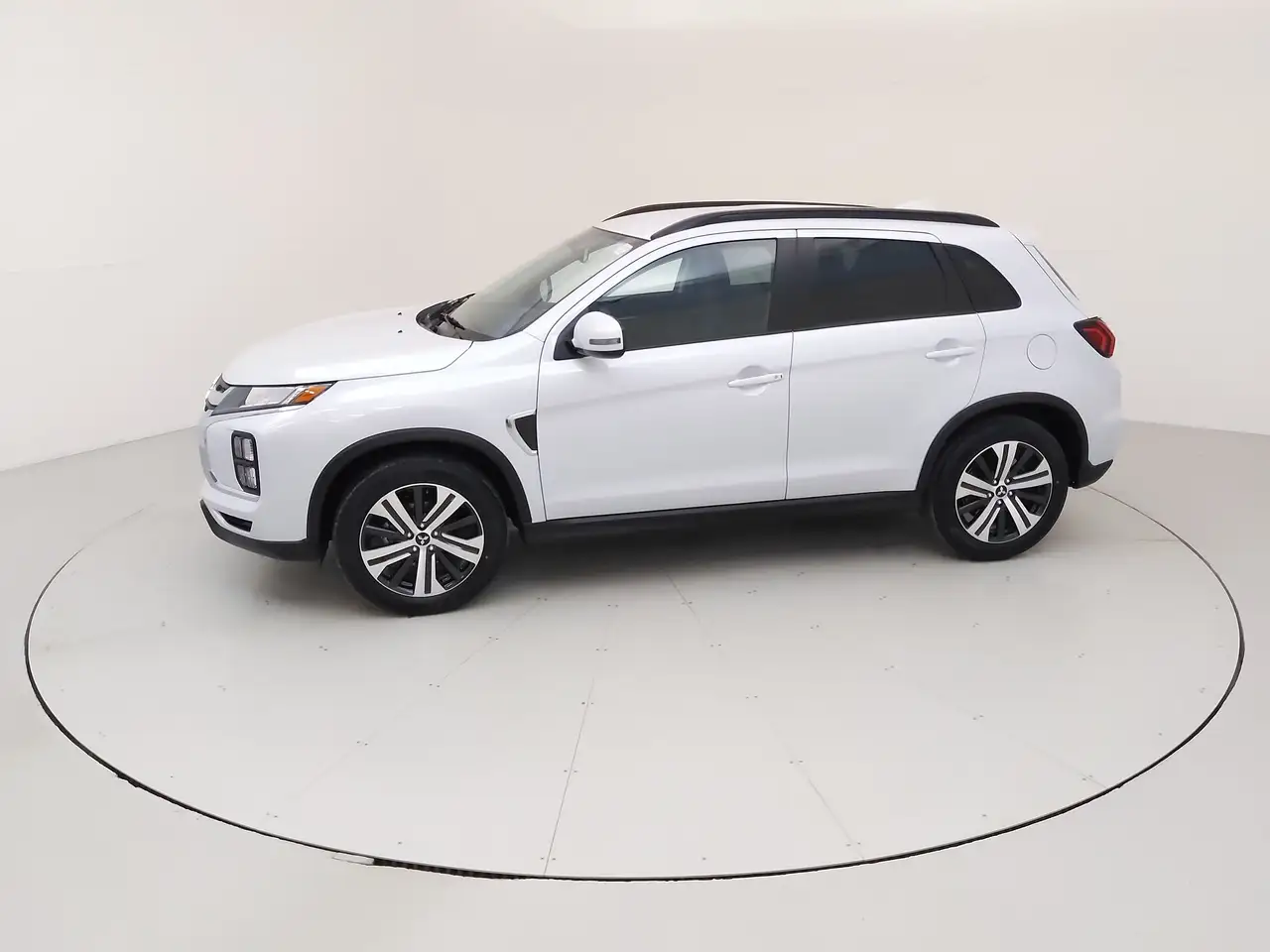 Mitsubishi RVR снимка Mitsubishi RVR