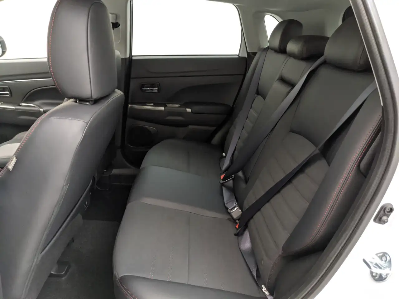 Mitsubishi RVR снимка Mitsubishi RVR