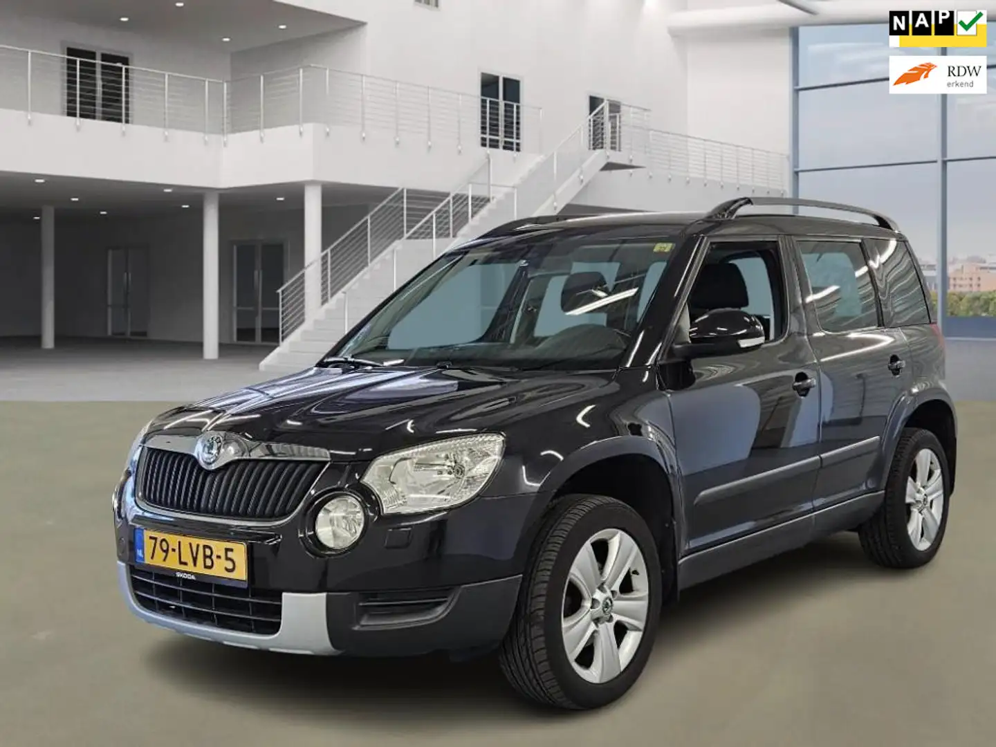 Skoda Yeti 1.2 TSI Ambition Zwart - 1