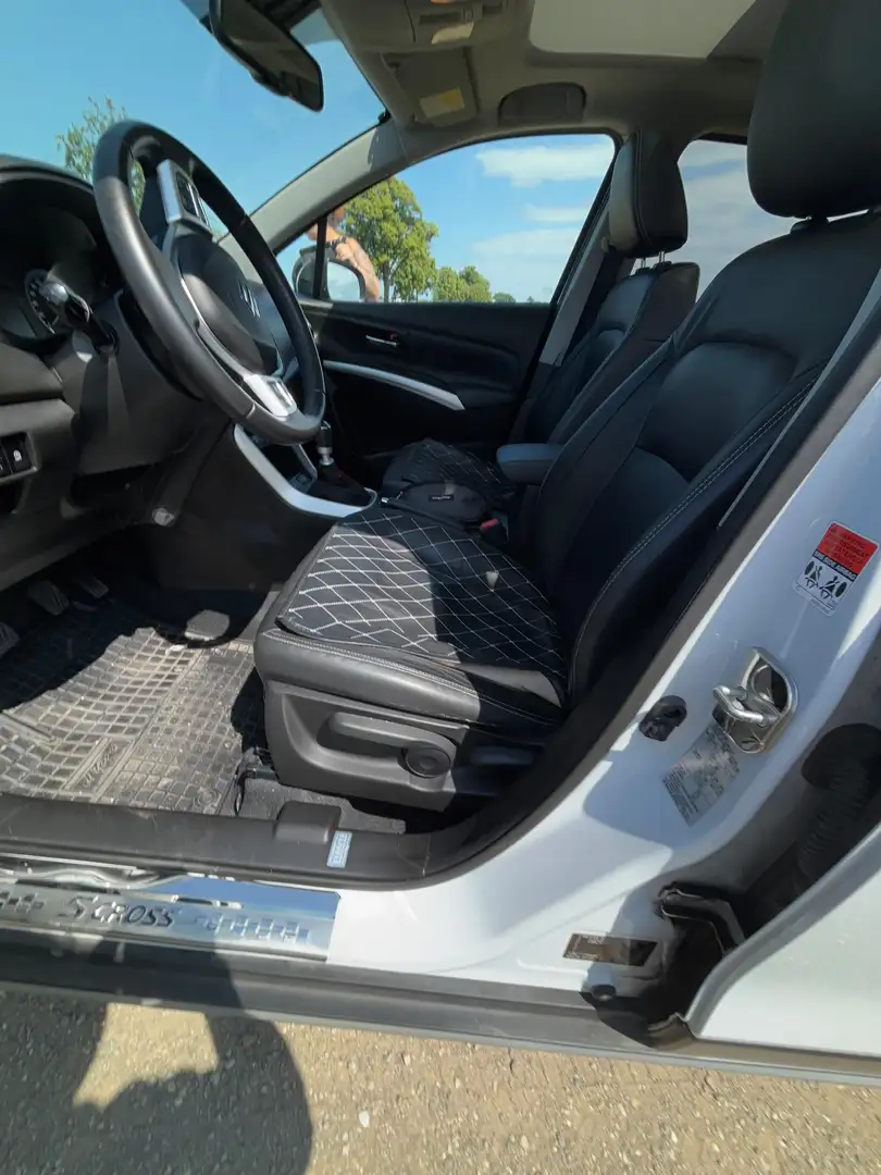 Suzuki SX4 S-Cross SX4 S-Cross 1,6 DDiS Allgrip flash flash Weiß - 1