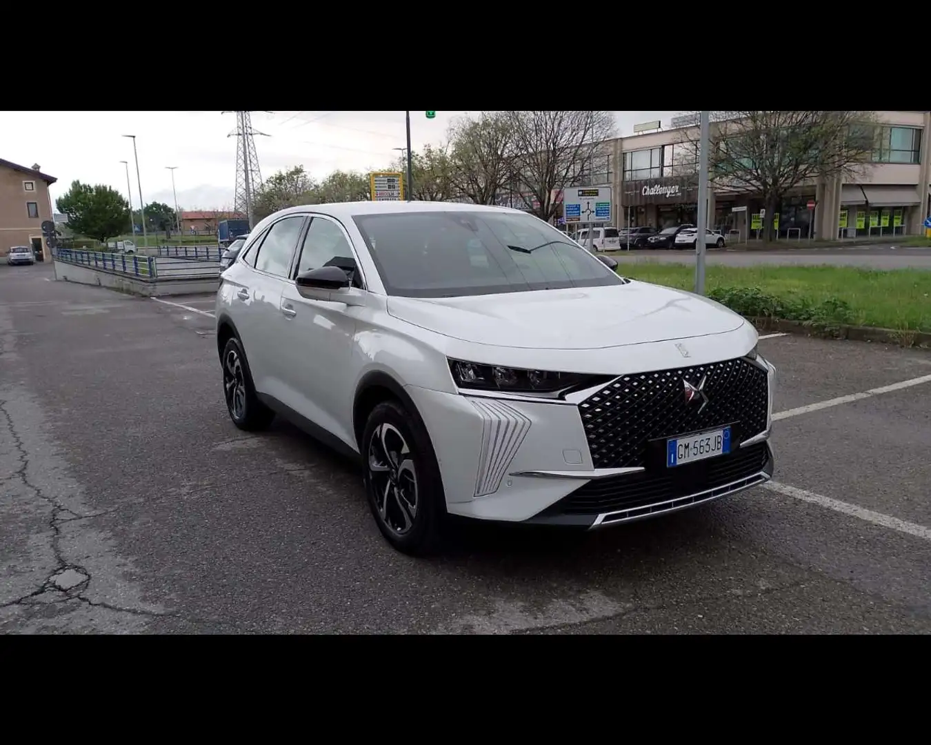DS Automobiles DS 7 Crossback 7 - DS 7 BlueHDi 130 aut. Bastille Business Bílá - 2