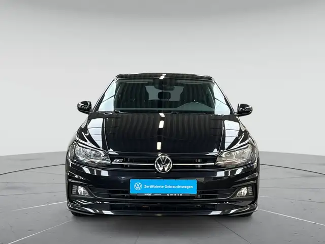 Volkswagen Polo view 2