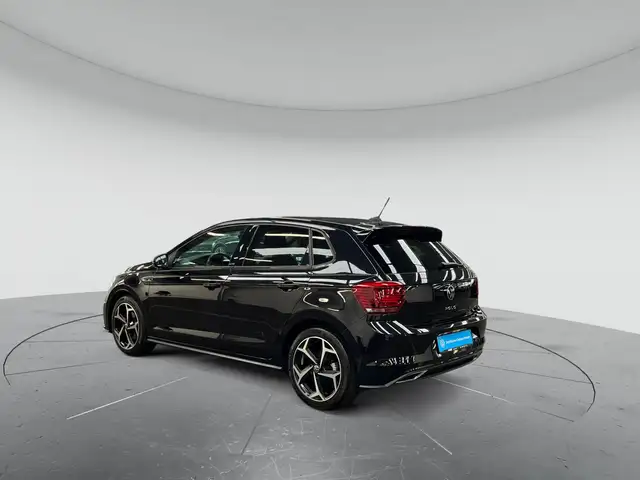 Volkswagen Polo view 4