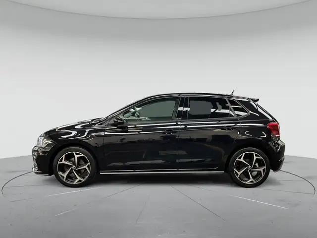 Volkswagen Polo view 3