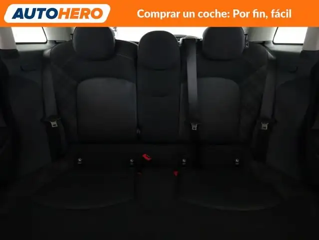 Mini Cooper Cooper view 16