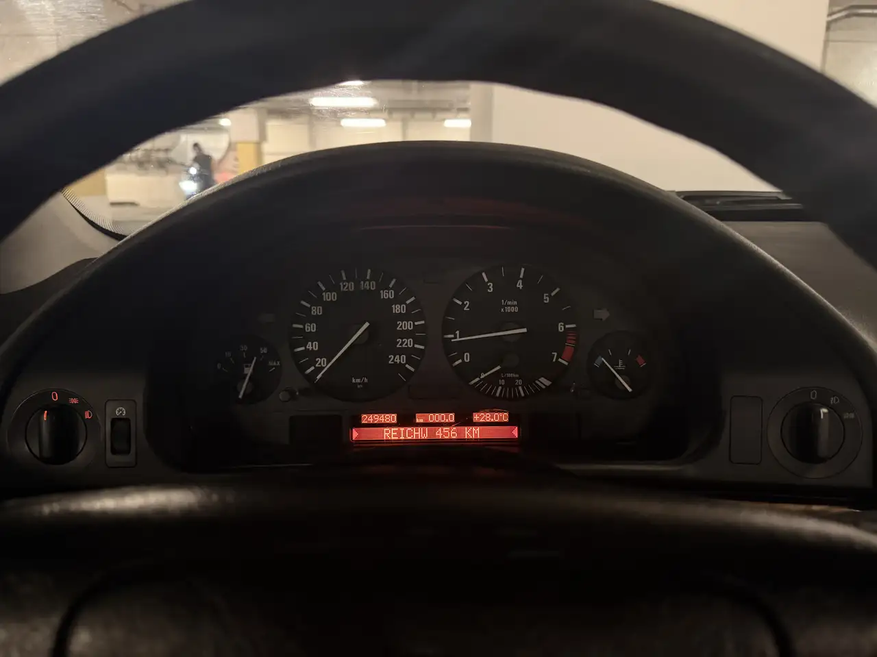 BMW 520i, foto 9