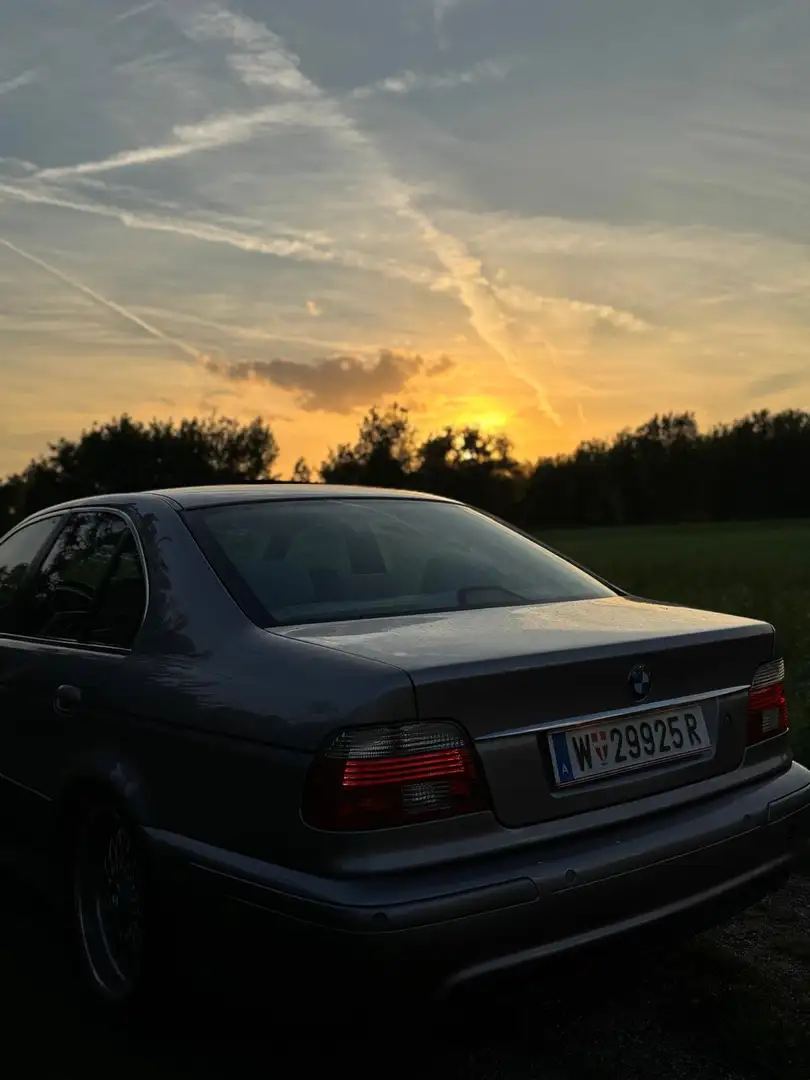 BMW 520 520i - 2