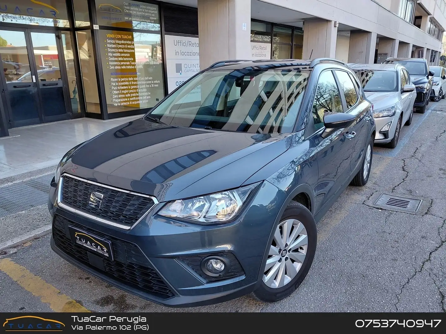 SEAT Arona FR 1.0 TGI Gris - 1