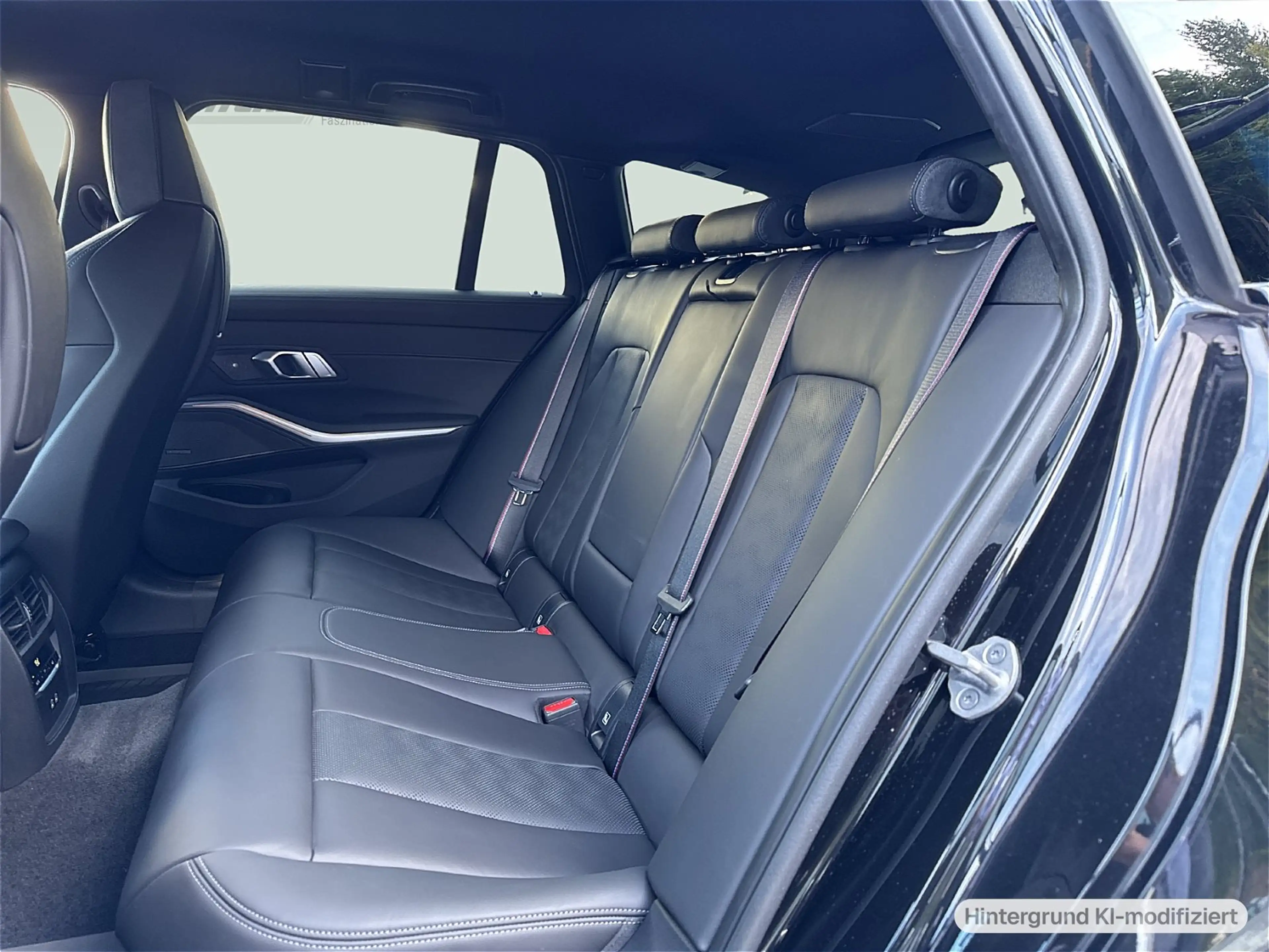 BMW M3 Competition M xDrive Touring — photo 11