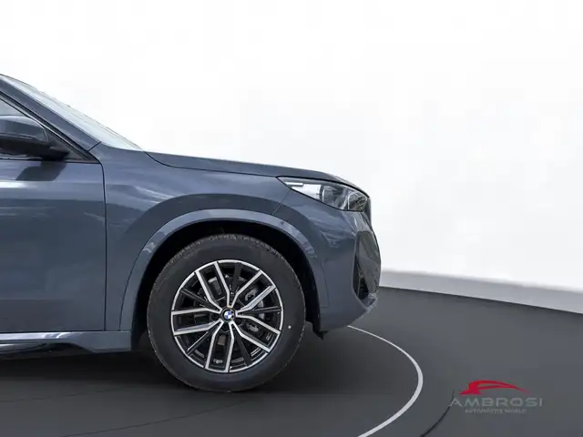 BMW X1 view 15