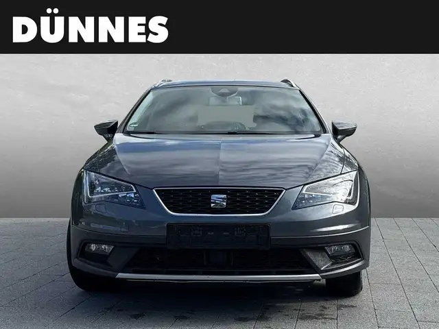 Seat Leon view 8