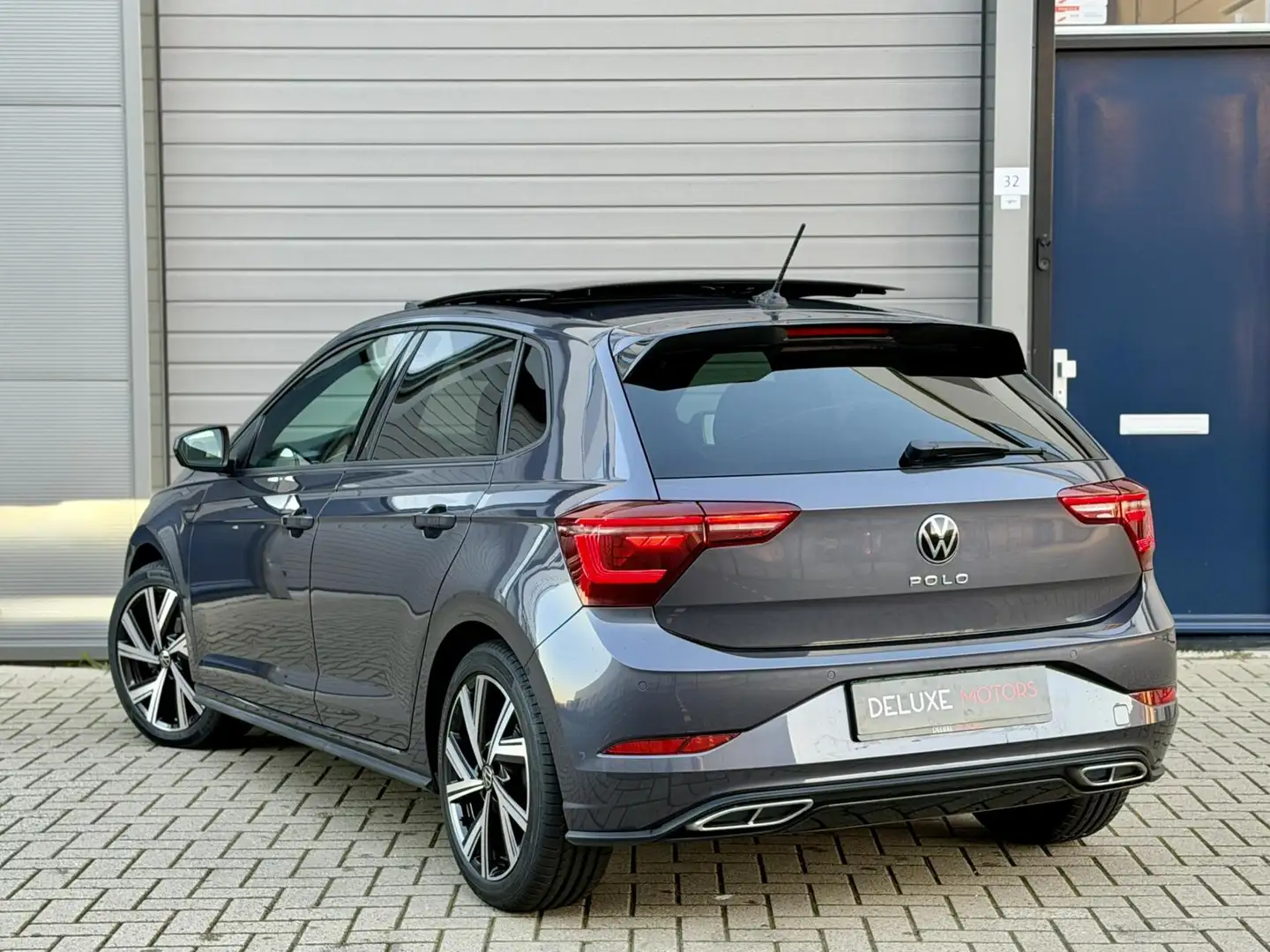 Volkswagen Polo 1.0 TSI R-Line Beats|Pano|IQ| 3x R-Line Gris - 2
