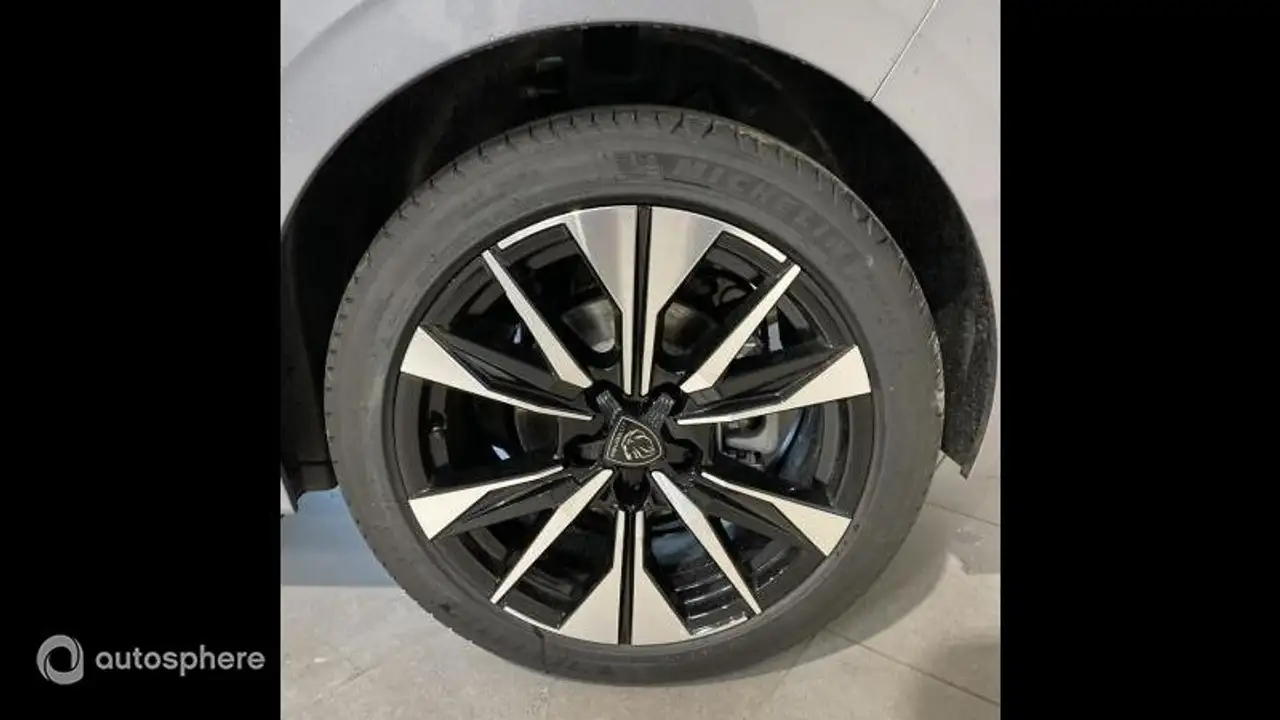 Peugeot 308 2026 — фото 14