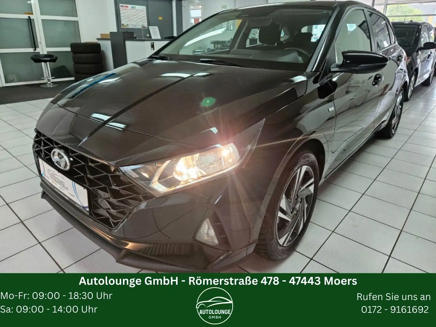 Hyundai i20 Select Mild-Hybrid AUT*SHZ*PDC*2.Hd.*4SEASON Schwarz - 1