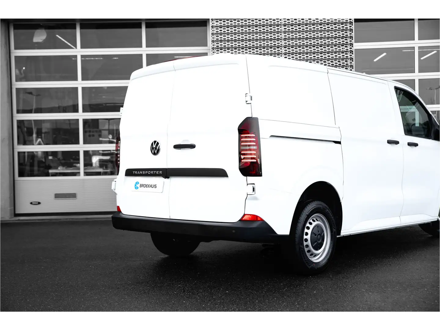 Volkswagen Transporter 2.0 TDI L1H1 28 Life | Achteruitrijcamera | Alarm Wit - 2