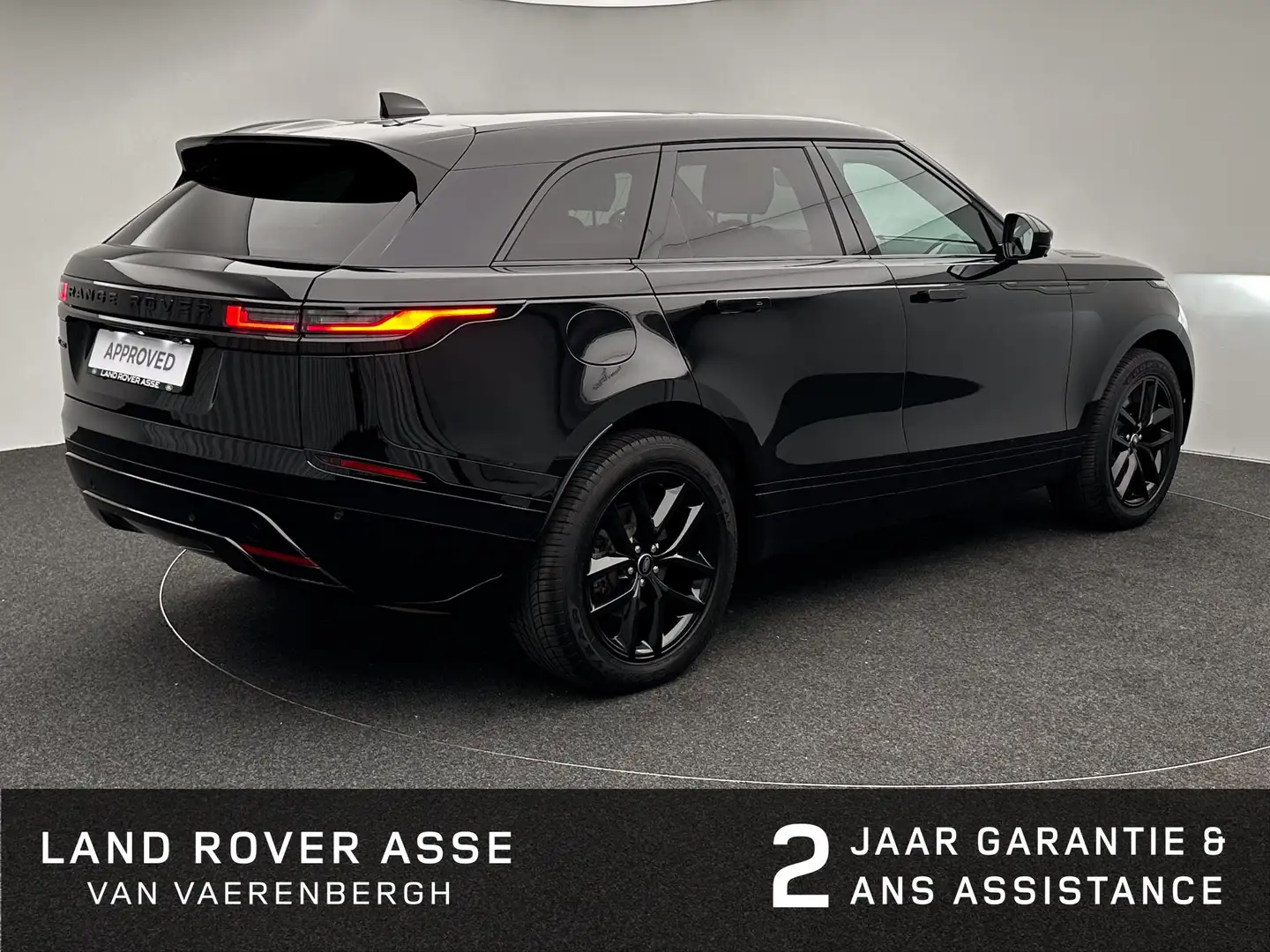 Land Rover Range Rover Velar P400e Dynamic SE AWD Auto. 24M Schwarz - 2