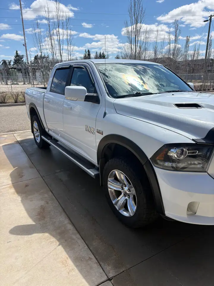 RAM 1500 fotografie RAM 1500