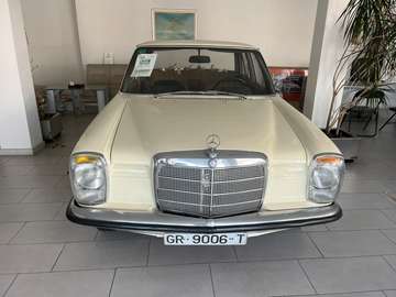 D (W115)