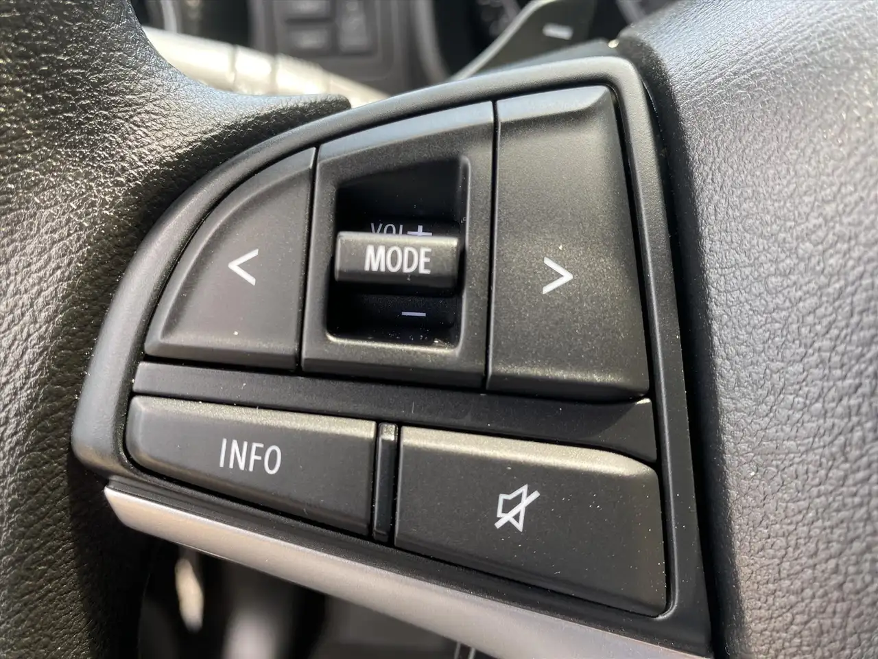 Suzuki Ignis 2025 — фото 16