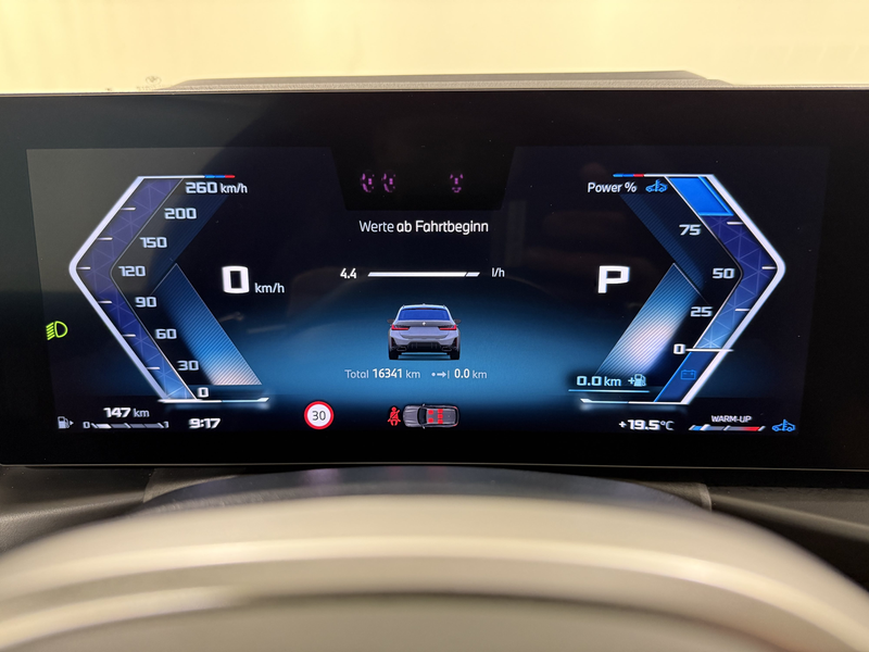 BMW 340 M340i xDrive Touring Pro AHK ACC 360° HUD Pano — photo 13