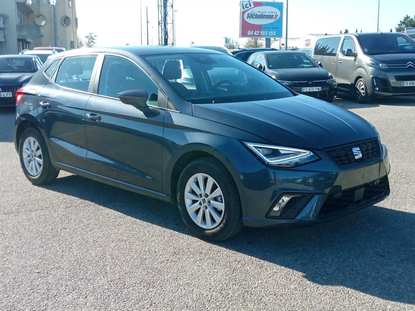 SEAT Ibiza 1.0 MPI 80 ch S/S BVM5 Style Gris - 2