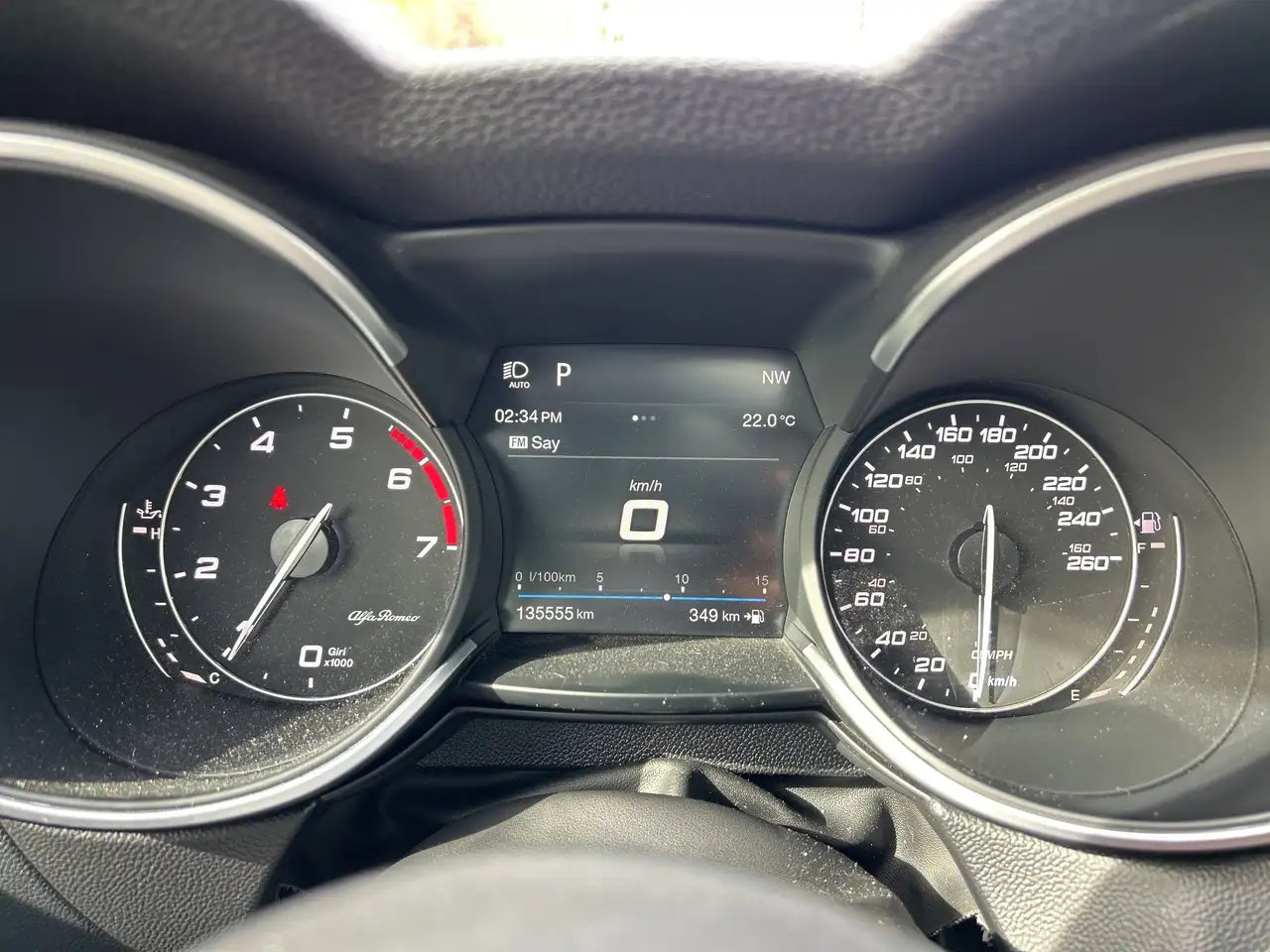 Alfa Romeo Stelvio снимка Alfa Romeo Stelvio