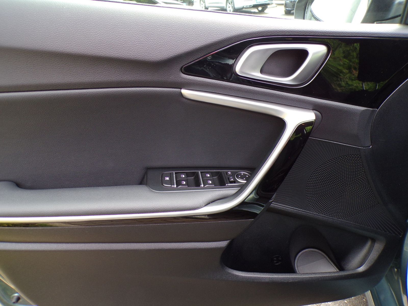 Kia Ceed / cee'd CEED 1.5 T-GDI DCT SPORTSWAGON / AHK+TOTWINKEL — photo 11
