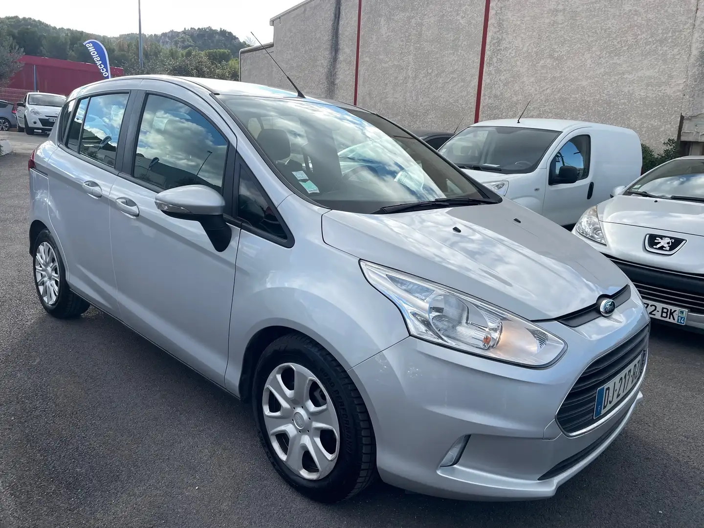 Ford B-Max 1.4 90 Trend Gris - 2